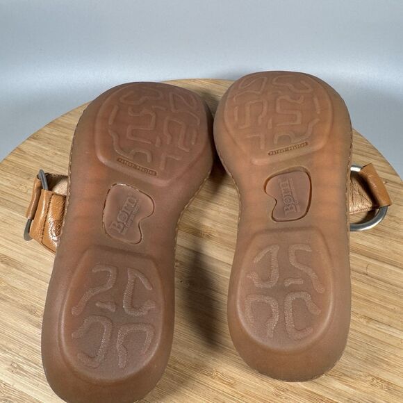 S Born Captiva Toe Loop Sandals Womens 7M Tan Leather Silver Ring Slides Flats - Picture 5 of 6
